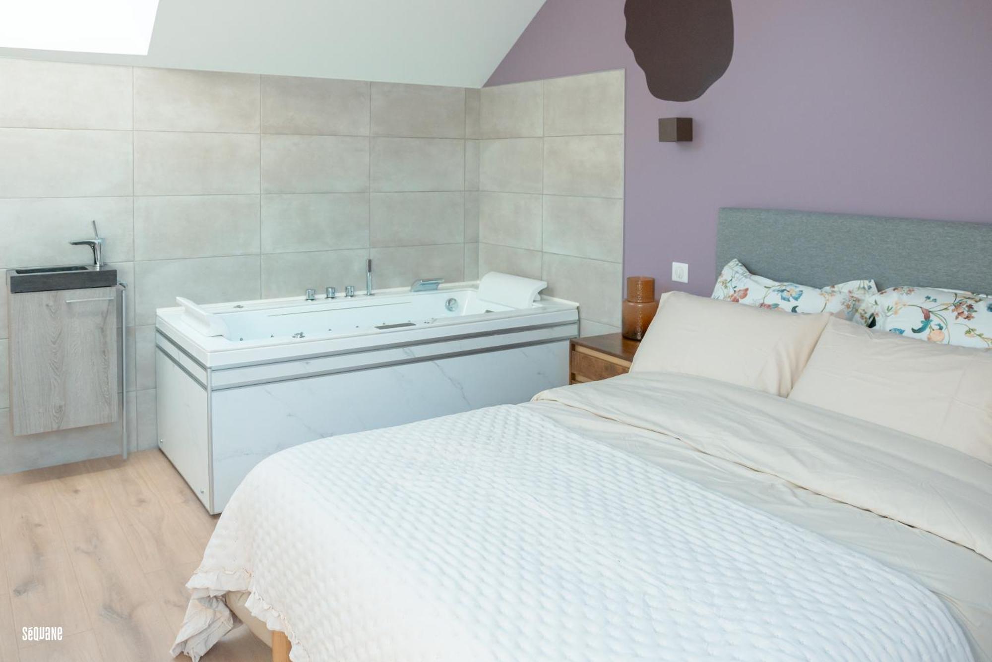 Baignoire Balneo Romantic Experience - L'Epoque Pontarlier Ngoại thất bức ảnh